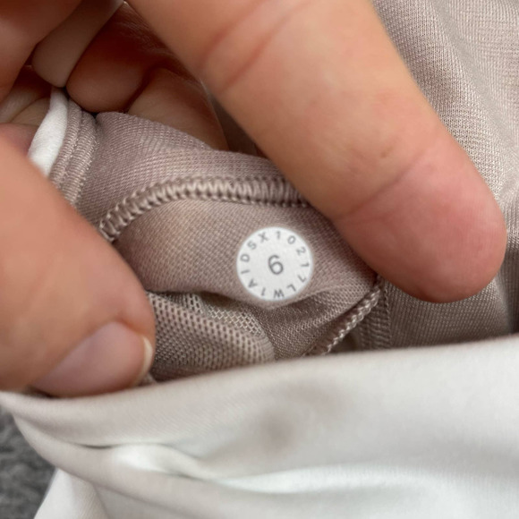 LULULEMON Twist Around Tank Light Support For C/D Cup White Bra Top Combo White - Picture 7 of 7